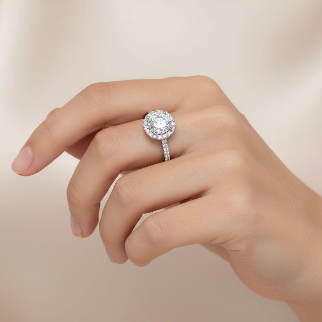 Radiant Halo Round-Cut Moissanite Diamond Ring